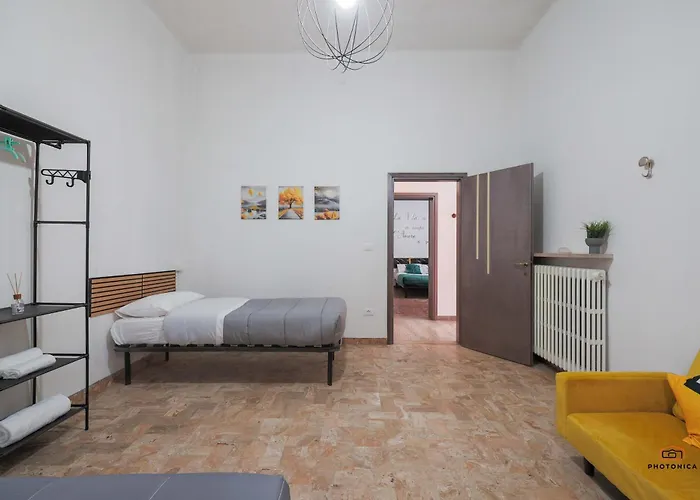 Oasi Garden House, Relax E Giardino A * フォルリ