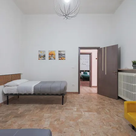 Oasi Garden House, Relax E Giardino A * 포를리