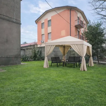 Oasi Garden House, Relax E Giardino A 아파트